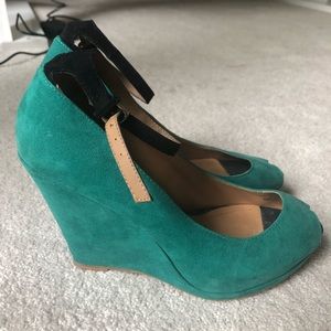 Color of the season wedges